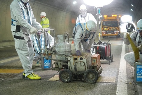 薄層カラー舗装