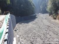 管理用道路（1号堰堤上流）