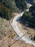 近露周辺の熊野古道より国道311号