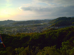 要害山から富田平野を望む