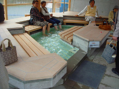 椿温泉足湯