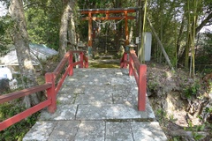 中山神社の石橋１