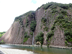 一枚岩