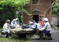 徳本塔の台座