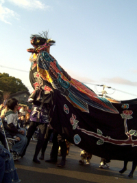 万呂の獅子舞