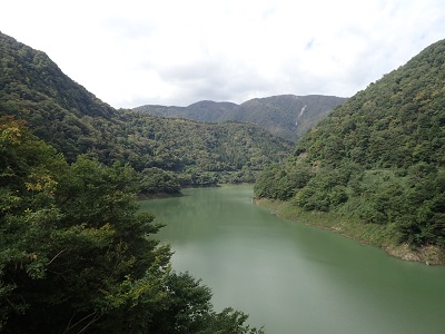 若生子大橋上流方向