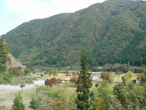 真名川ダム上流部