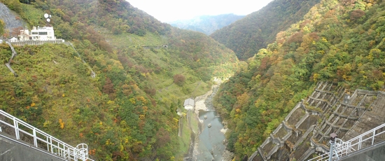 ダム堤頂