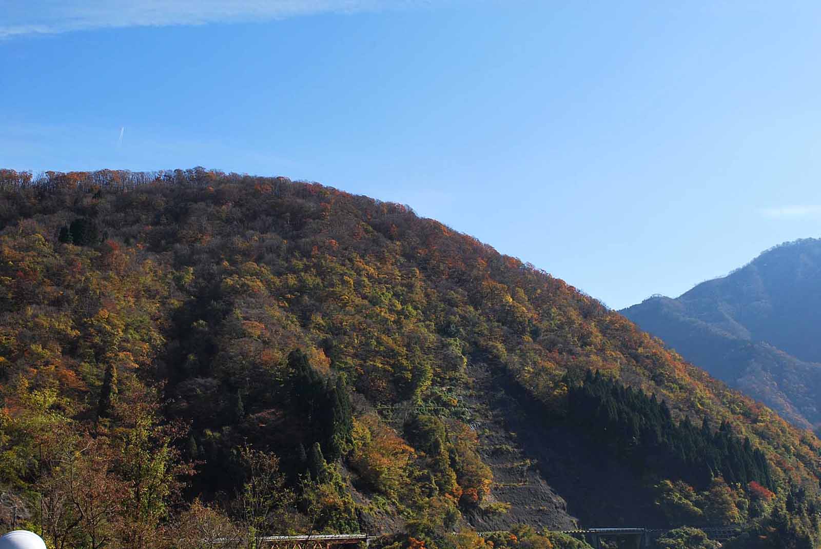 若生子大橋上