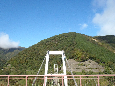 若生子大橋上