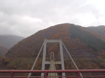 若生子大橋上