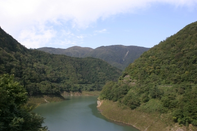 中流 下流方向