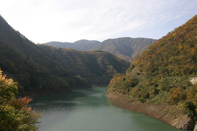 中流 下流方向