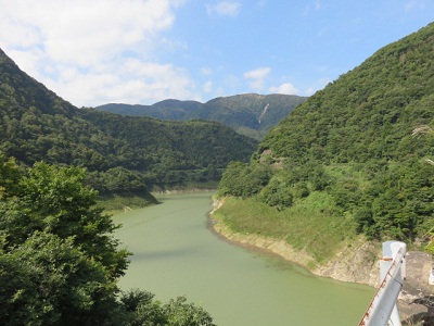 若生子大橋上流方向