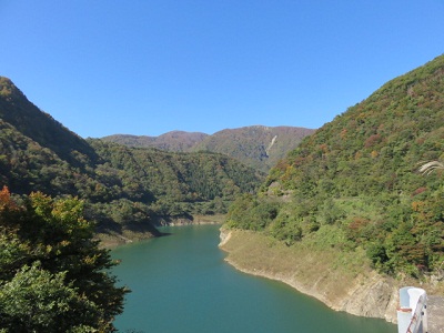 若生子大橋上流方向
