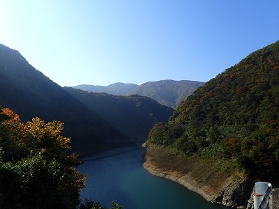 若生子大橋上流方向
