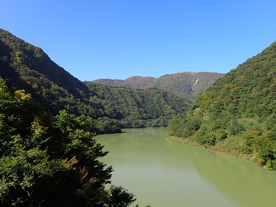若生子大橋上流方向