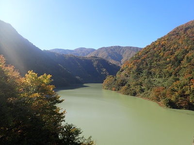 若生子大橋上流方向