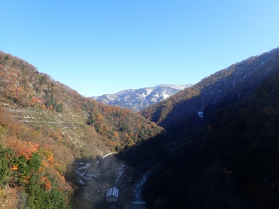 堤体 下流方向