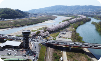 淀川三川合流域さくらであい館