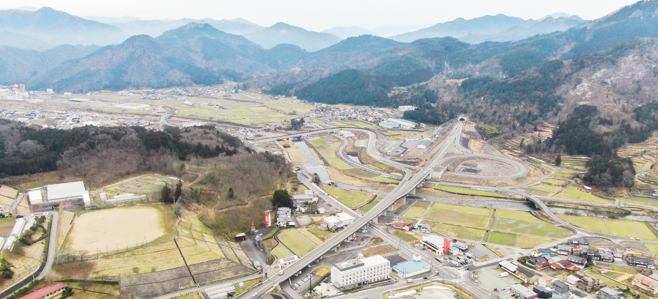 北近畿豊岡自動車道・国道９号(八鹿氷ノ山IC)