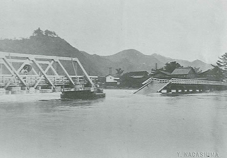 流された堀川橋