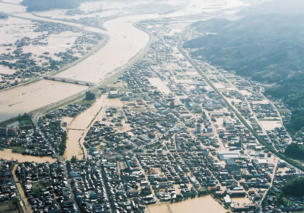 台風23号