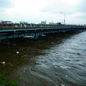 大和川の洪水（平成19年7月）